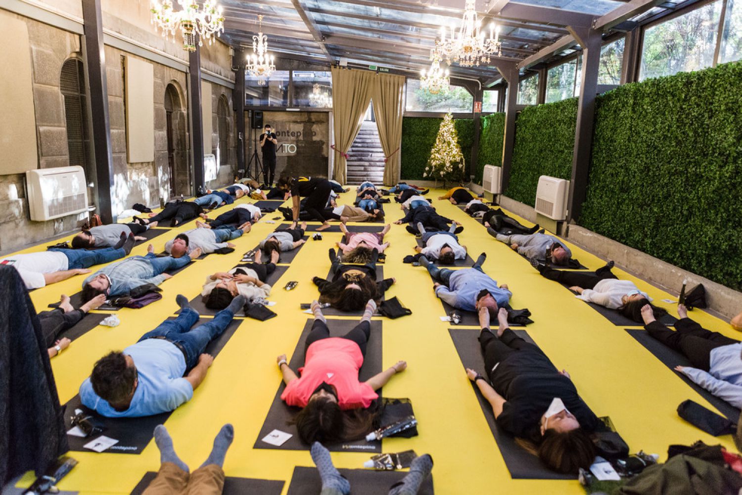 ¿Qué es el yoga corporativo?